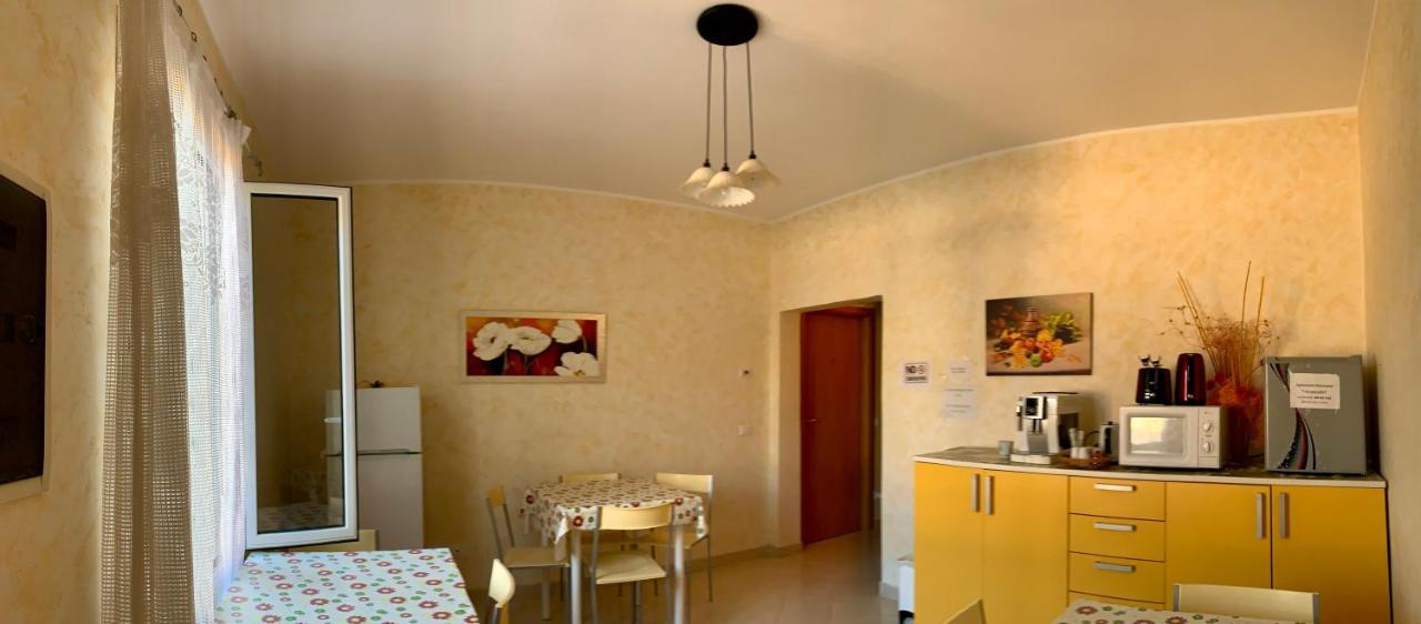 Ligo Bed and Breakfast Villanova d'Albenga Buitenkant foto