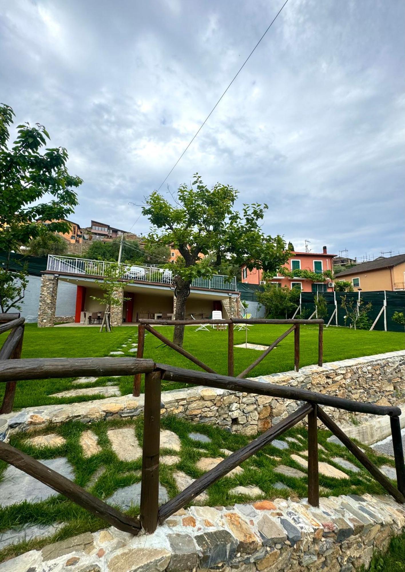 Ligo Bed and Breakfast Villanova d'Albenga Buitenkant foto