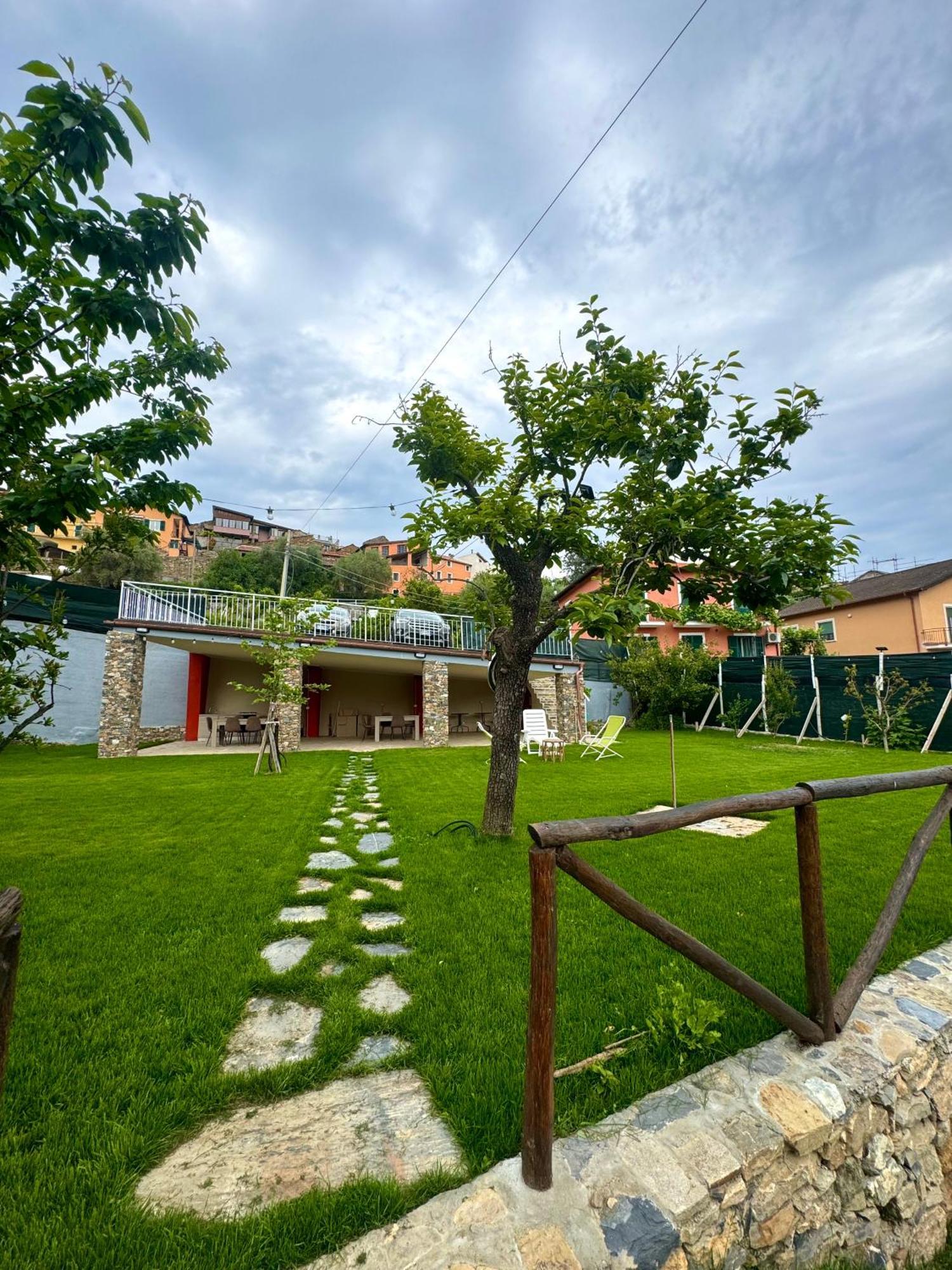Ligo Bed and Breakfast Villanova d'Albenga Buitenkant foto